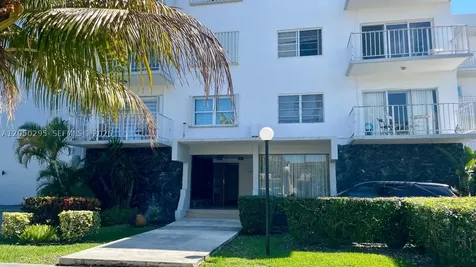 3944 NE 167th Street North Miami Beach FL 33160