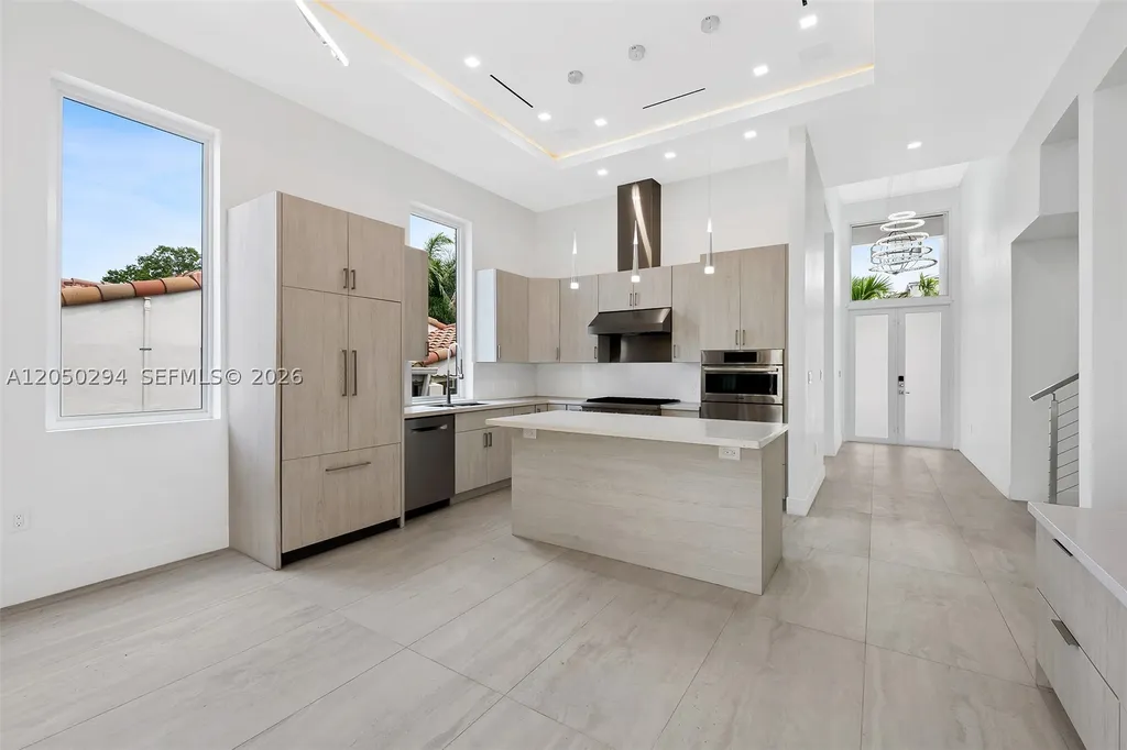 1615 NE 3rd Court Fort Lauderdale FL 33301