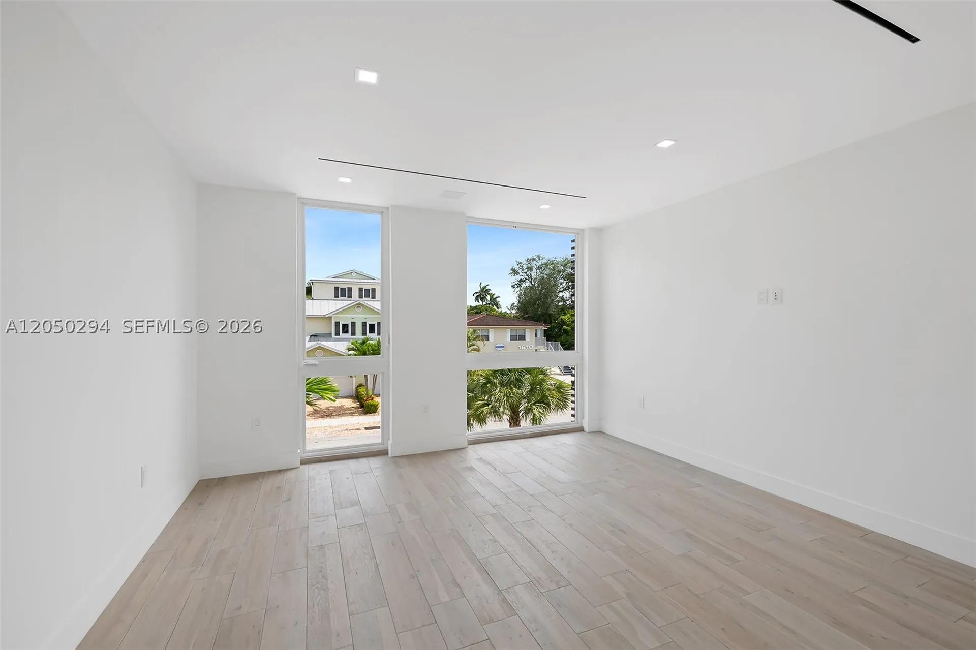 1615 NE 3rd Court Fort Lauderdale FL 33301
