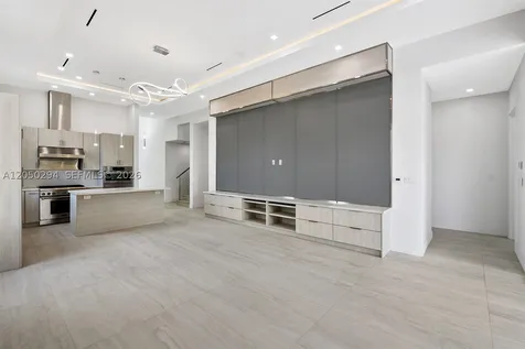 1615 NE 3rd Court Fort Lauderdale FL 33301