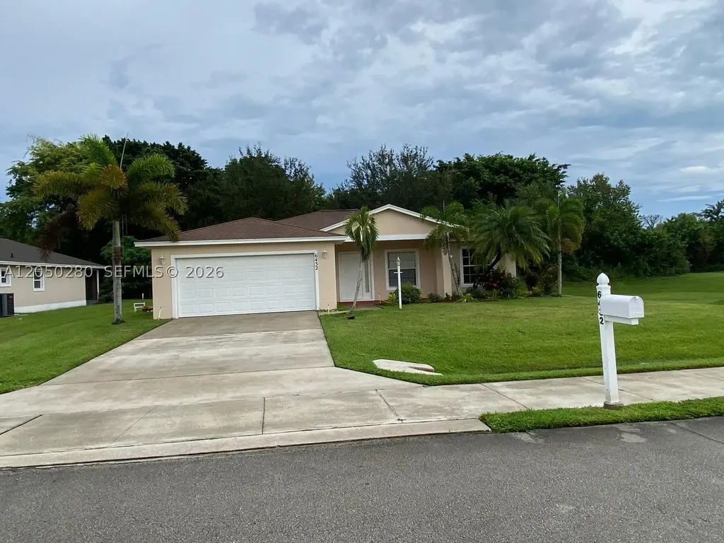 6432 Las Palmas Way Port St. Lucie FL 34952