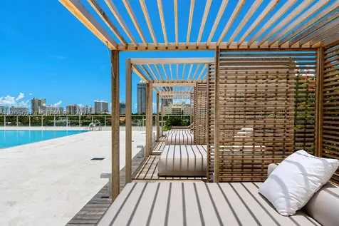 4701 N Meridian Avenue Miami Beach FL 33140
