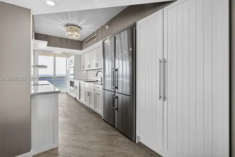 Sunny Isles Beach FL 33160