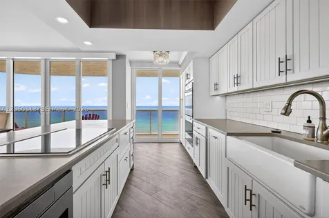 Sunny Isles Beach FL 33160