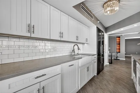 Sunny Isles Beach FL 33160