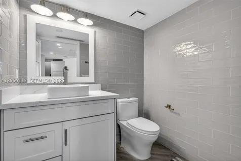 Sunny Isles Beach FL 33160