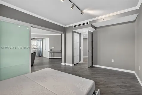 Sunny Isles Beach FL 33160