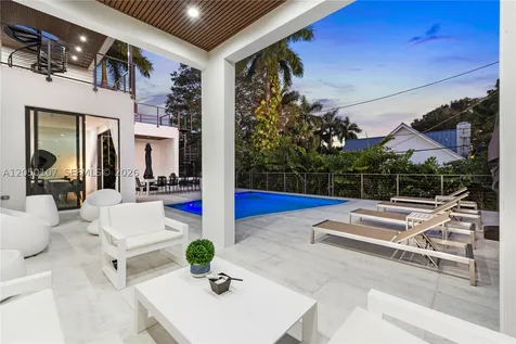 1276 NE 93rd Street Miami Shores FL 33138