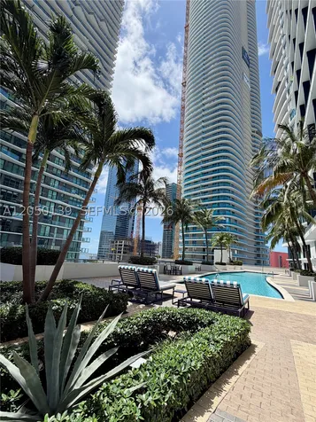 60 SW 13th Street Miami FL 33130