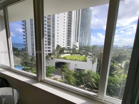 19201 E Collins Avenue Sunny Isles Beach FL 33160