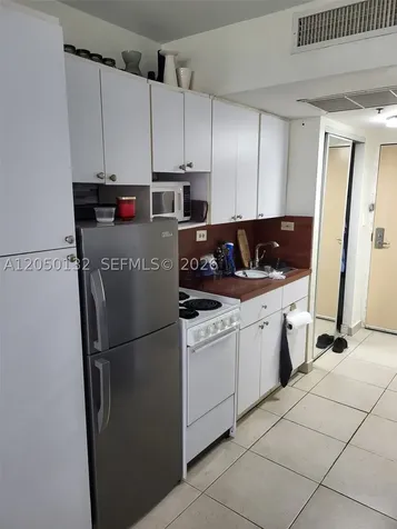 19201 E Collins Avenue Sunny Isles Beach FL 33160