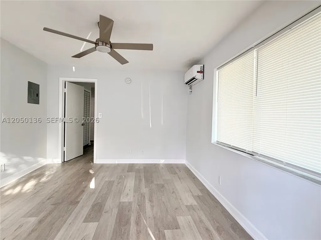 1632 NE 4th Place Fort Lauderdale FL 33301