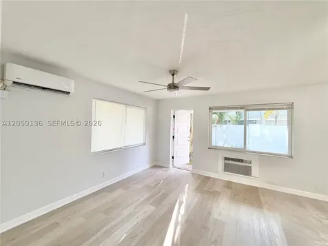 1632 NE 4th Place Fort Lauderdale FL 33301