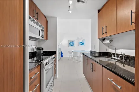 Bal Harbour FL 33154