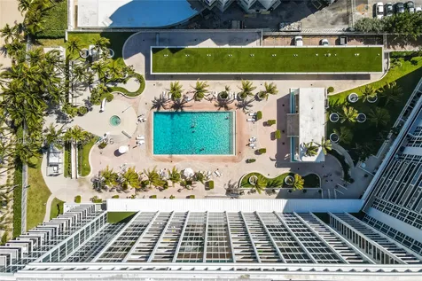Bal Harbour FL 33154