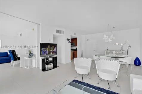 Bal Harbour FL 33154