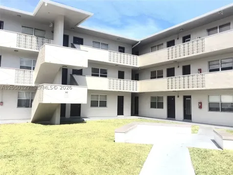 1545 NW 8th Avenue Miami FL 33136