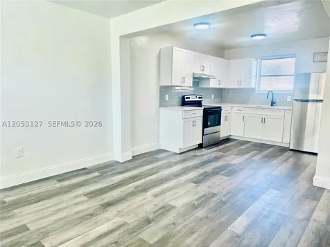 1545 NW 8th Avenue Miami FL 33136