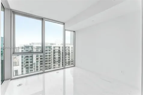300 Biscayne Blvd Way Miami FL 33131