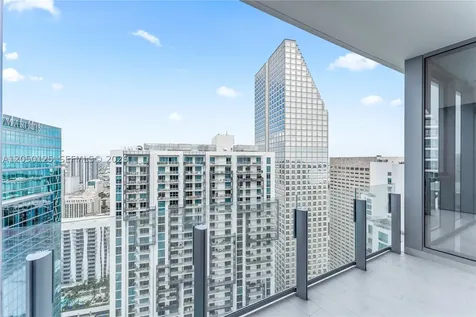 300 Biscayne Blvd Way Miami FL 33131