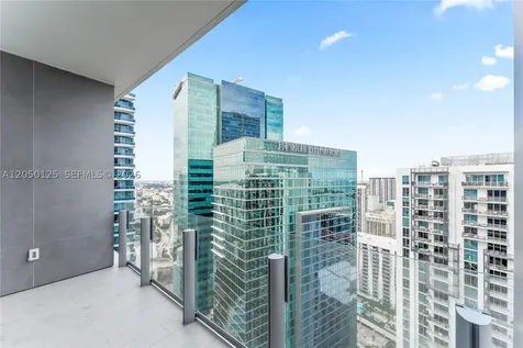300 Biscayne Blvd Way Miami FL 33131