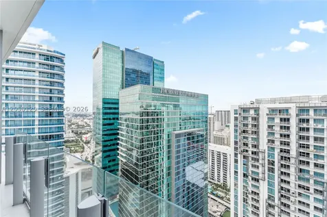 300 Biscayne Blvd Way Miami FL 33131