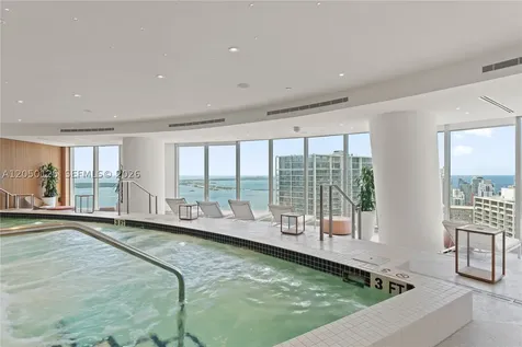 300 Biscayne Blvd Way Miami FL 33131