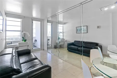 100 Lincoln Road Miami Beach FL 33139