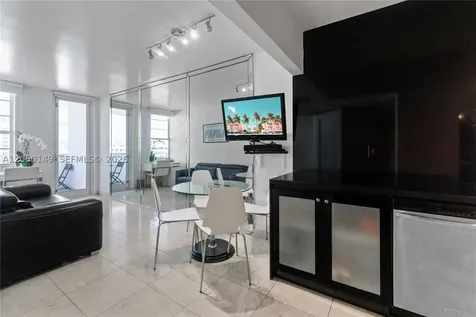 100 Lincoln Road Miami Beach FL 33139