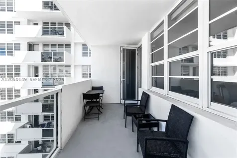 100 Lincoln Road Miami Beach FL 33139