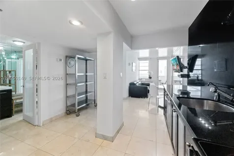 100 Lincoln Road Miami Beach FL 33139