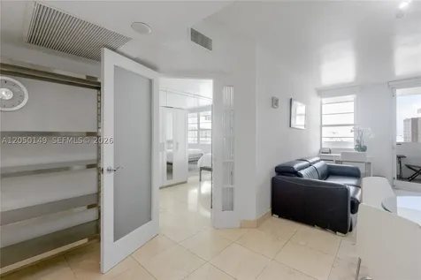 100 Lincoln Road Miami Beach FL 33139