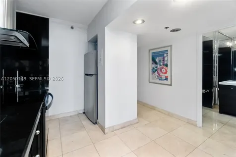100 Lincoln Road Miami Beach FL 33139