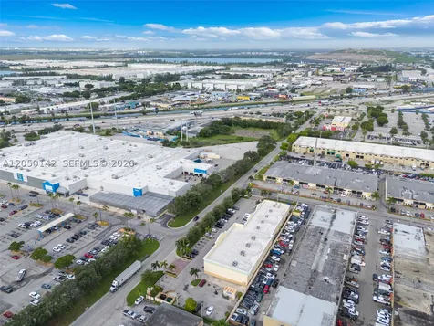 7801 NW 95th Street Hialeah Gardens FL 33016