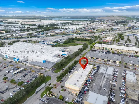 7801 NW 95th Street Hialeah Gardens FL 33016