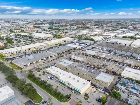 7801 NW 95th Street Hialeah Gardens FL 33016