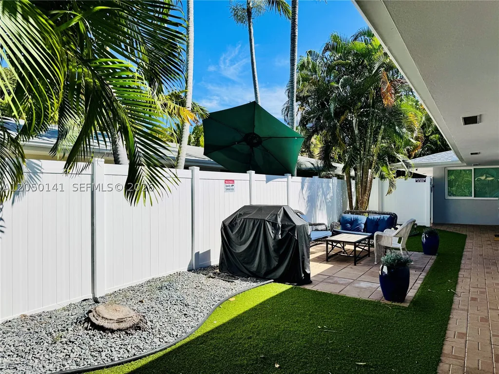 1632 NE 4th Place Fort Lauderdale FL 33301