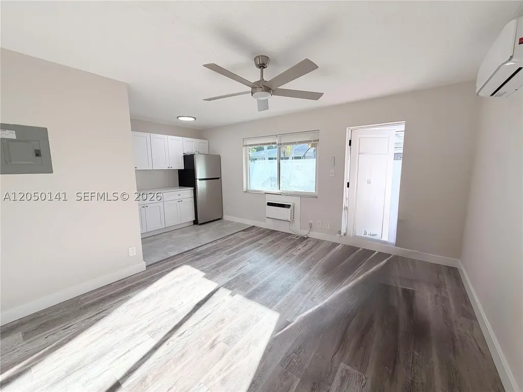 1632 NE 4th Place Fort Lauderdale FL 33301
