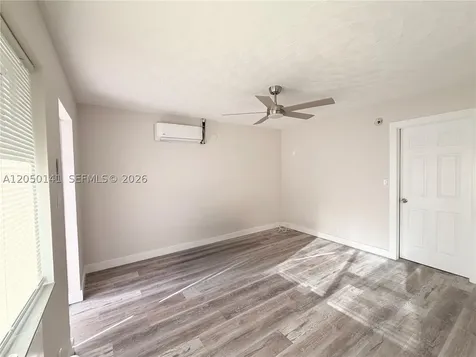 1632 NE 4th Place Fort Lauderdale FL 33301