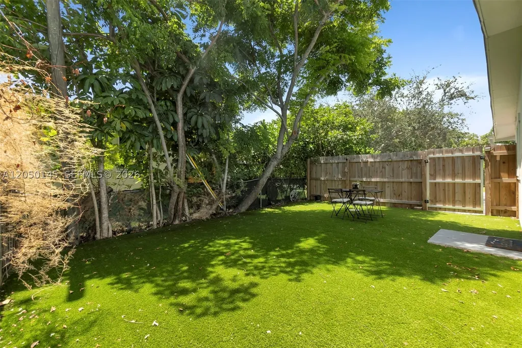 702 NW 18th Street Fort Lauderdale FL 33311