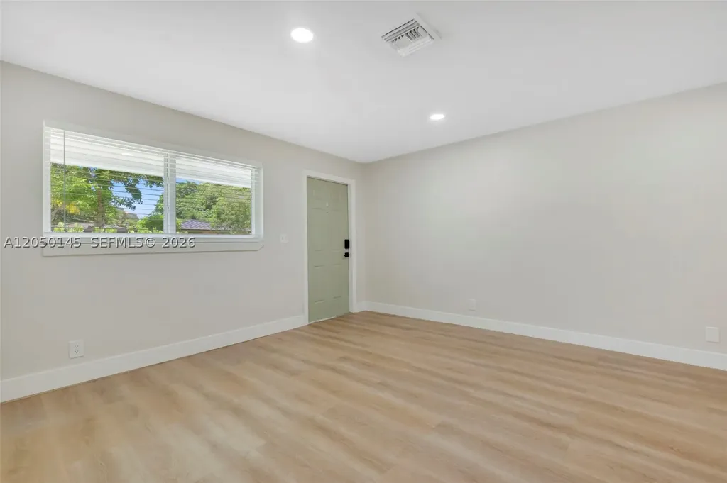 702 NW 18th Street Fort Lauderdale FL 33311