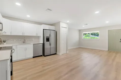 702 NW 18th Street Fort Lauderdale FL 33311