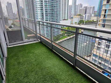 690 SW 1st Court Miami FL 33130