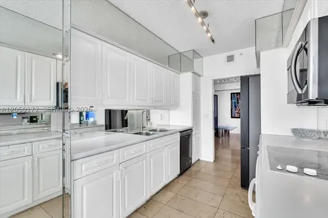 16400 Collins Avenue Sunny Isles Beach FL 33160