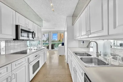 16400 Collins Avenue Sunny Isles Beach FL 33160