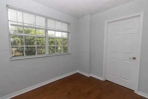 18308 NW 68th Avenue Hialeah FL 33015
