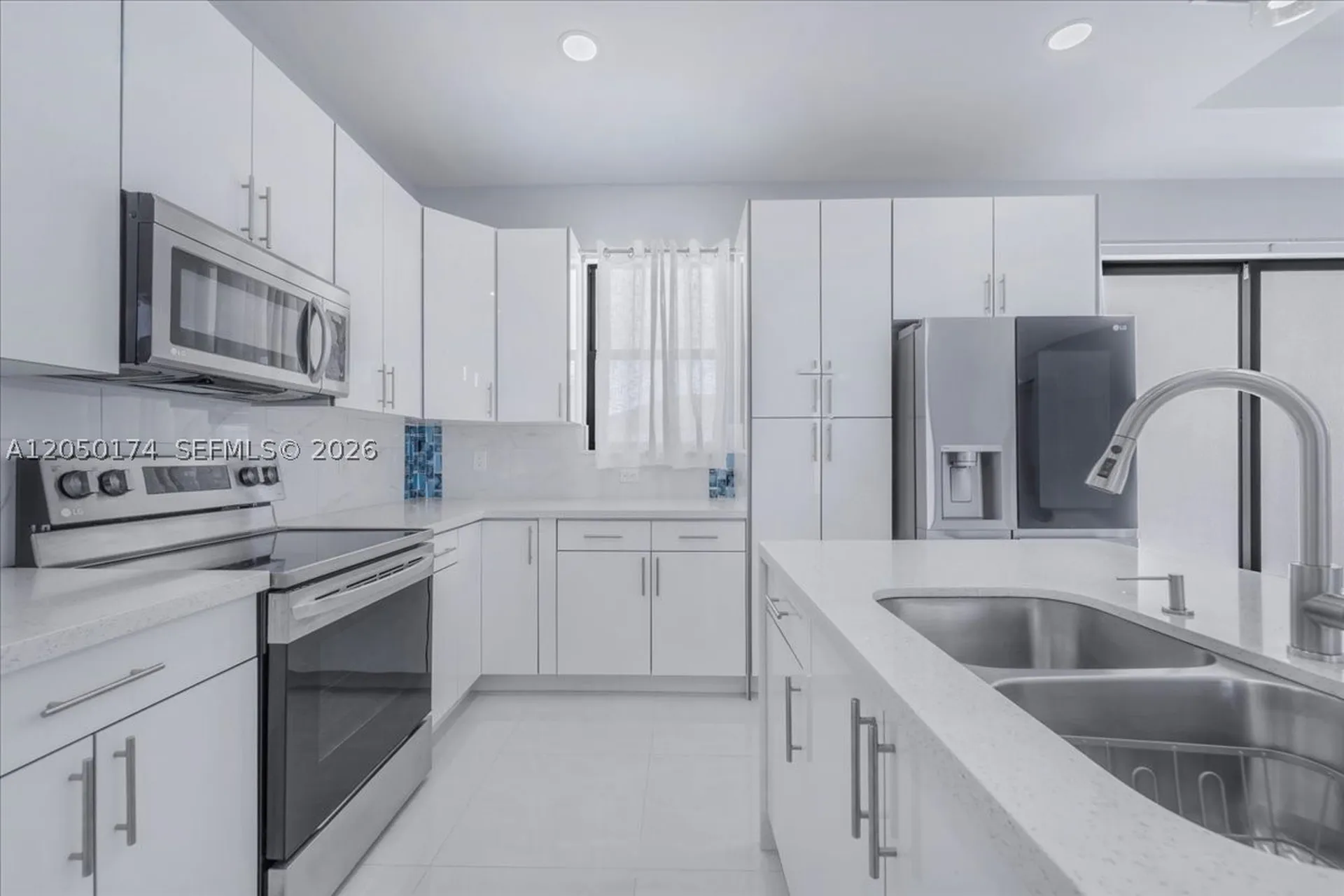 1114 NE 7th Other City - In The State Of Florida FL 33909