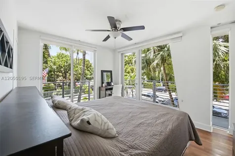 945 Michigan Avenue Miami Beach FL 33139