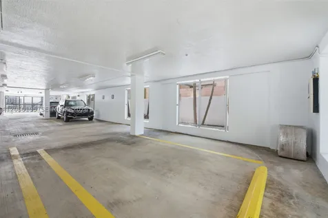 945 Michigan Avenue Miami Beach FL 33139