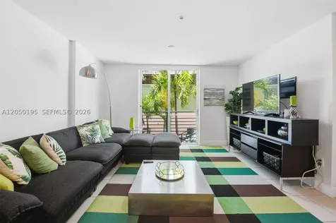 945 Michigan Avenue Miami Beach FL 33139
